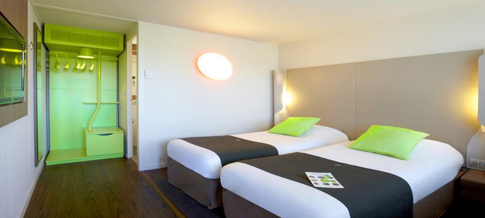 Campanile Grenoble Nord - Saint-Egreve Hotel Kamer foto